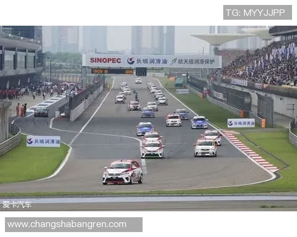 长城汽车携手足球明星共创精彩赛事体验助力品牌形象提升