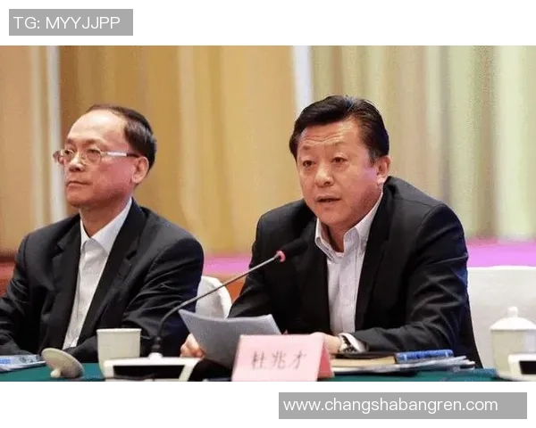 浙江足球明星的崛起之路与未来发展展望 浙江足球明星的崛起之路与未来发展展望