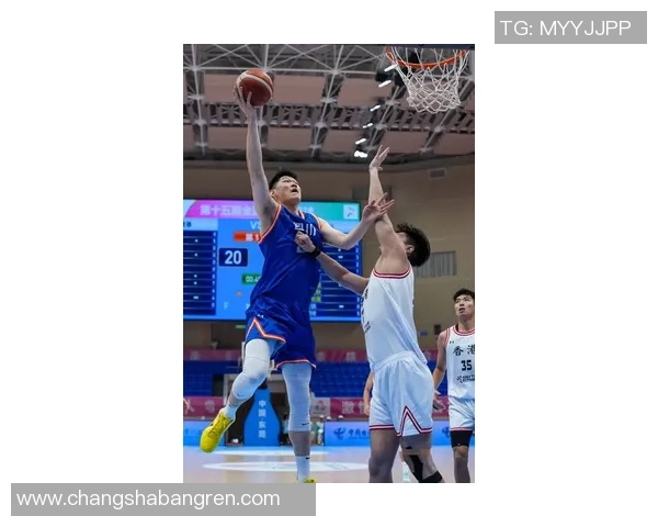 成都篮球队在冠军赛中的耐力与毅力展现全场精彩表现